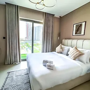 By Latinem Luxury 2br Holiday Cv B609 Near Burj Khalifa , دبي الإمارات العربية المتحدة